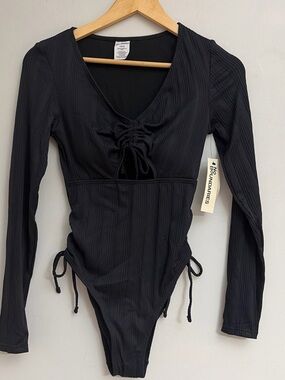 No Boundaries New! Black Ribbed Long-Sleeve one piece swimsuit S 4-6